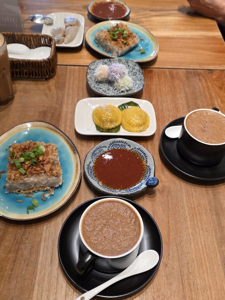 ah ma kueh dishes