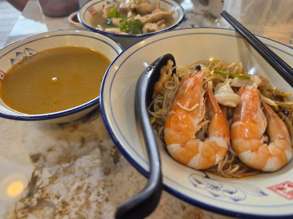 Hoe Nam Prawn Noodles: Top 5 Famous Prawn Noodles 1 hoe name clam prawn noodles