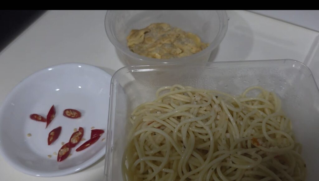 Turning Leftovers into a Fusion Dish?! Genius or Crazy 1 AISelect 20260422 165314 Gallery