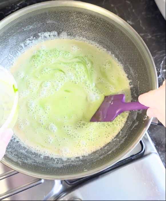 Pumpkin Gula Melaka Kaya: A Comforting Homemade Treasure 4 Add mixture