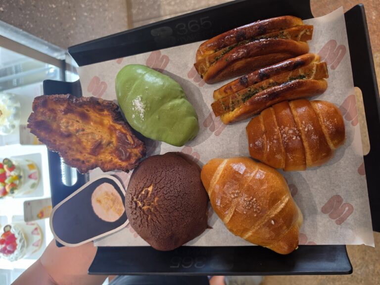 Bakery365: The Irresistible Bakery That Will Make You Want to Try Everything!