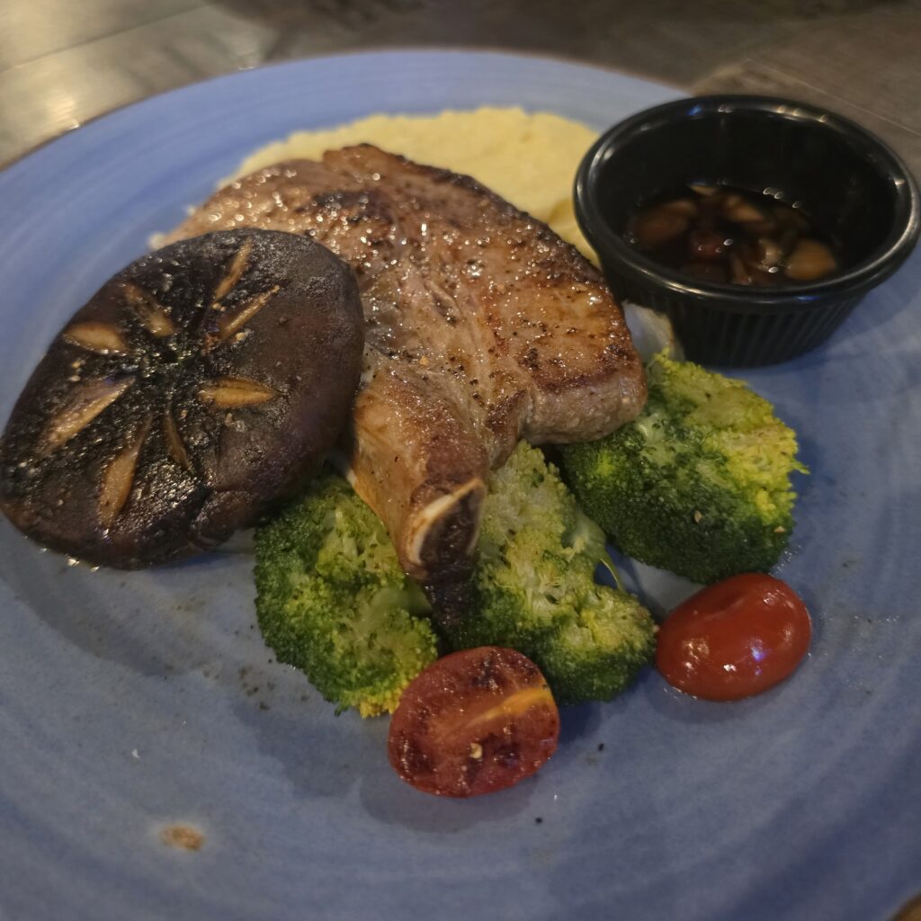 BistrOne36: From Juicy Pork Steak to an Irresistible Lava Cake 4 Grill Pork Steak