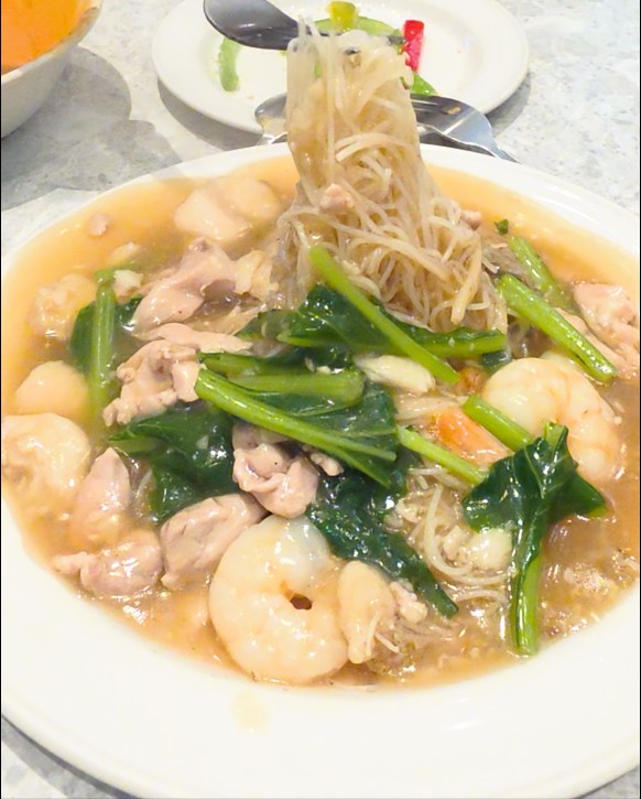 The Ultimate Hanis Dishes You Can't Miss 2 beehoon