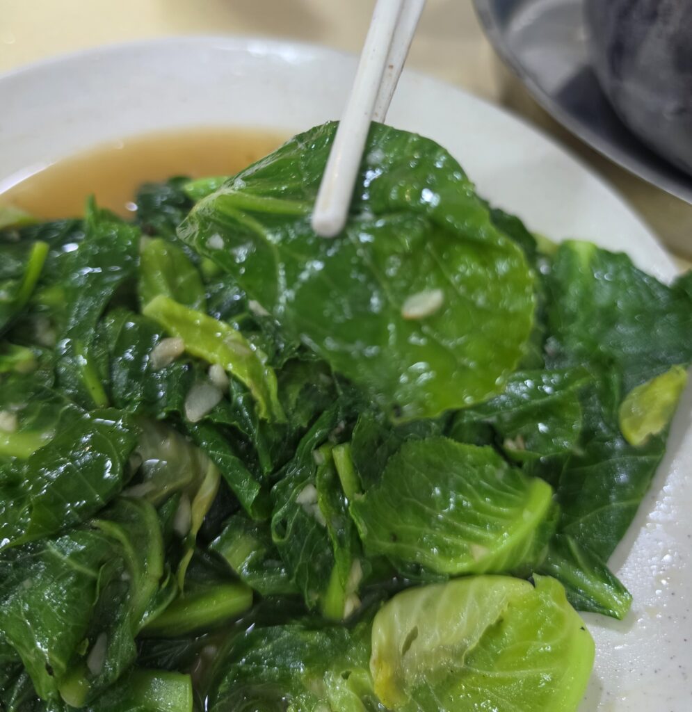 Hong Chang Eating House: Why Everyone Queues for Their Famous Frog Claypot Porridge 7 Kai Lan