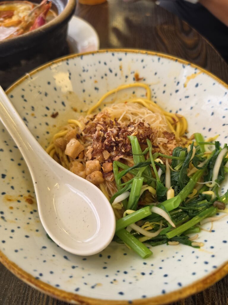 Zhup Zhup: An Unforgettable Michelin Bib Gourmand Claypot Prawn Noodle Experience 7 Noodle Dry