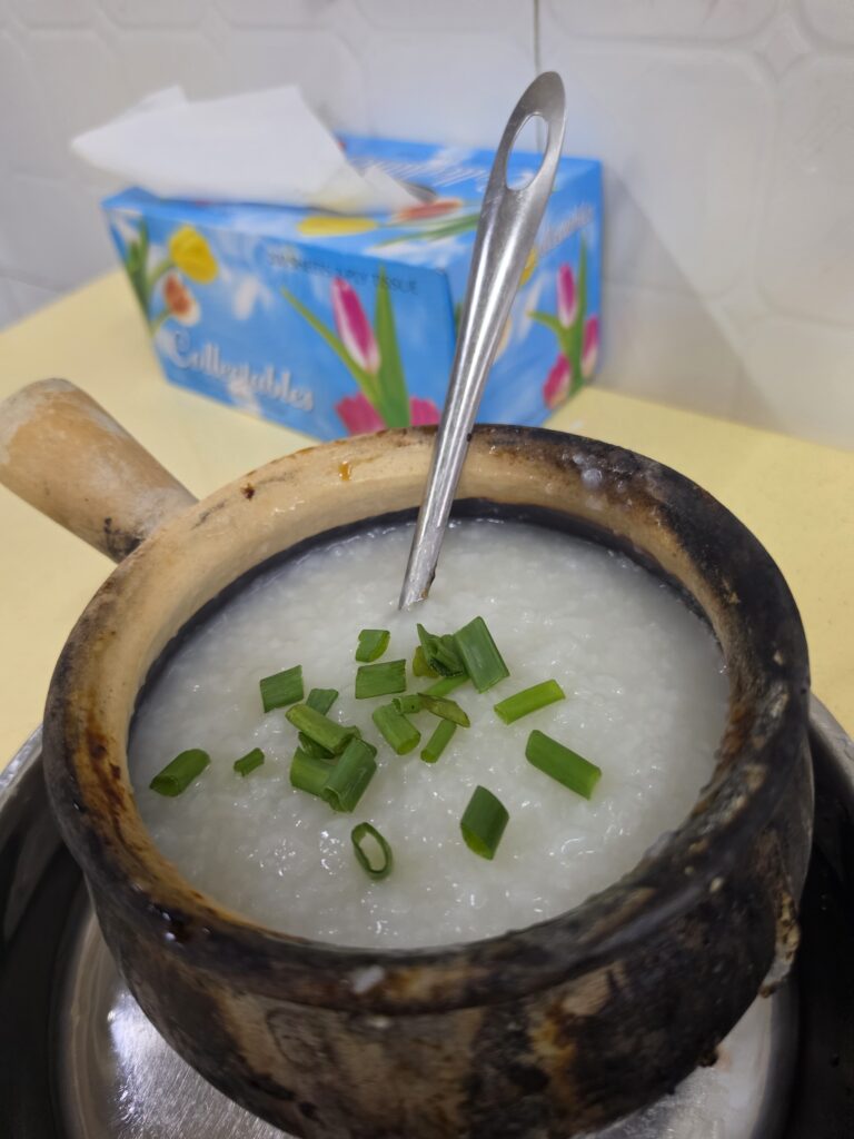 Hong Chang Eating House: Why Everyone Queues for Their Famous Frog Claypot Porridge 3 Porridge