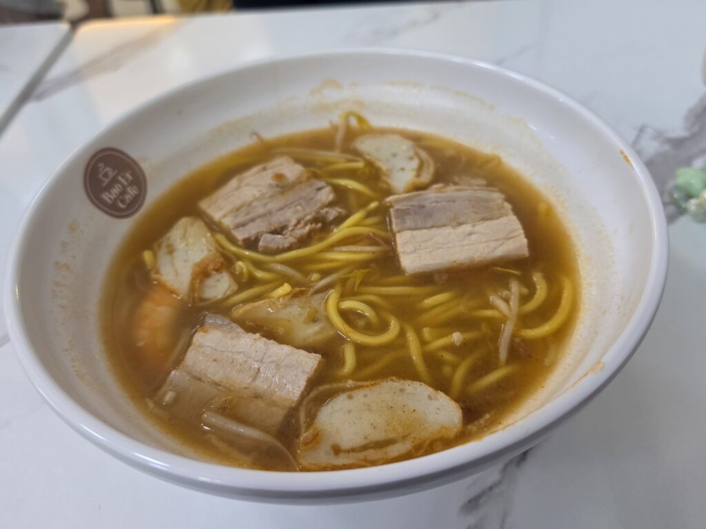 Bao Er Cafe: Famous Fried Hokkien Mee & Kaya Toast Worth the Queue? 4 Prawn Noodle Soup