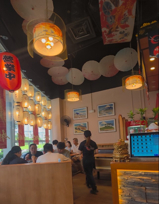 Yokohama Ramen: Light Yet Flavourful Ramen Worth Trying 1 Yokohama ramen interior