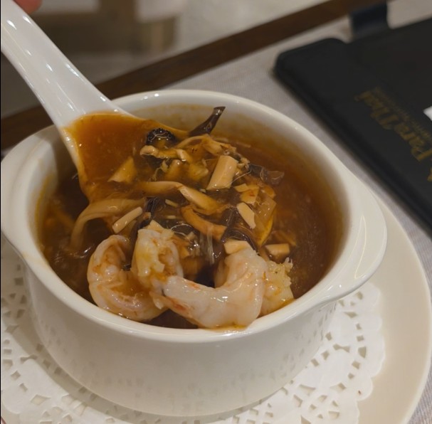 The Ultimate Halal LeTen Dim Sum Experience in KL 9 Hot and Spicy Seafood Soup