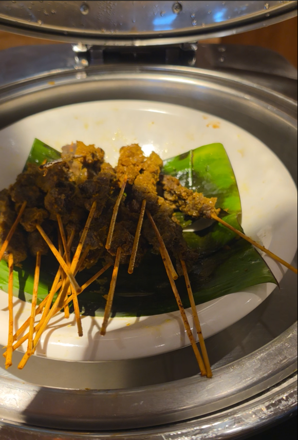 Experience the Club Lounge at PARKROYAL A'Famosa Melaka Resort: A Relaxing Luxury Escape 6 Beef satay
