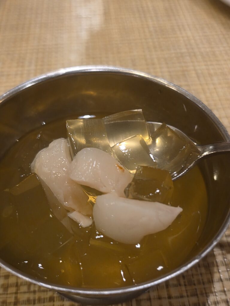 A Nostalgic Hidden Gem, Dolphins' Restaurant for Classic Western Food 8 jelly with lychee