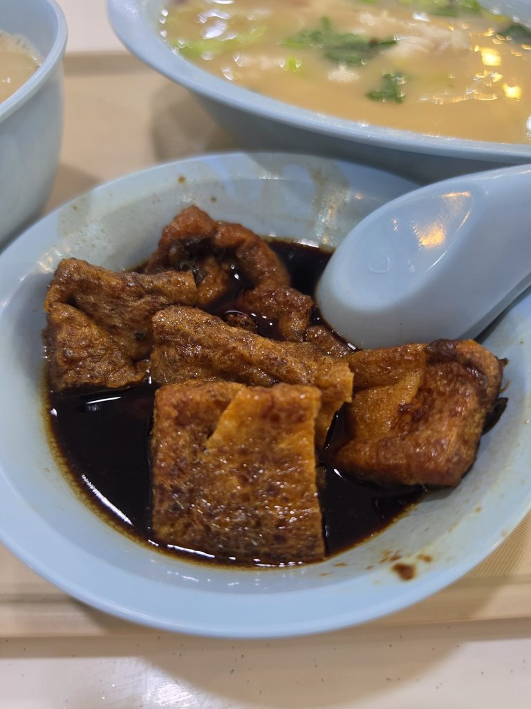 Boon Keng Road Fish Head Bee Hoon: A Delightful Michelin-Featured Fish Soup in Bedok North 6 Braised Dao Pok