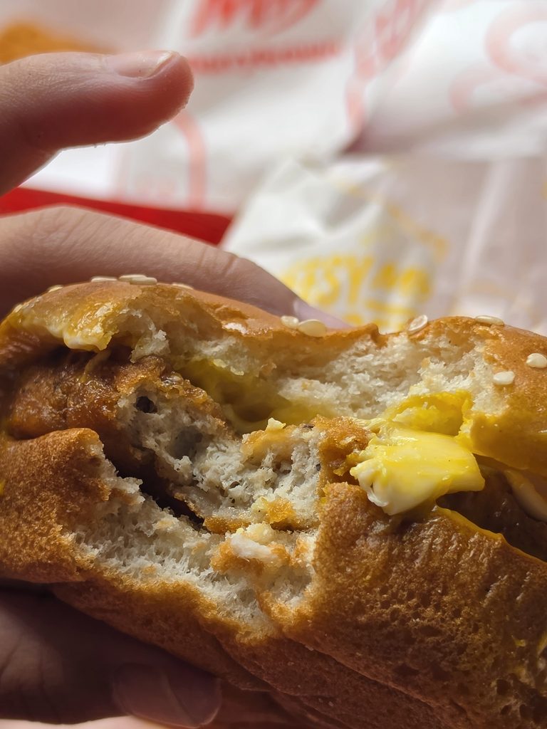 Marrybrown MB KL at Sunway Lagoon: A Satisfying Meal During Day of Fun! 3 Cheesy Burger Closeup