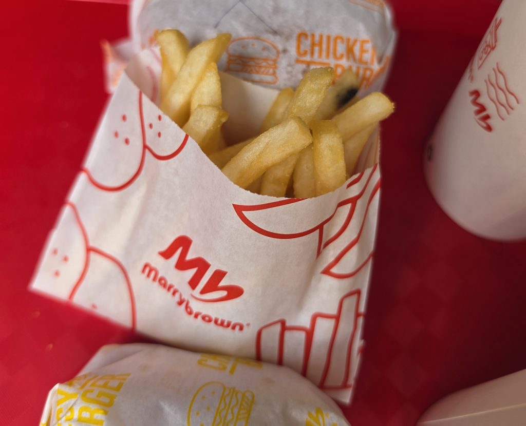 Marrybrown MB KL at Sunway Lagoon: A Satisfying Meal During Day of Fun! 5 Crispy Fries