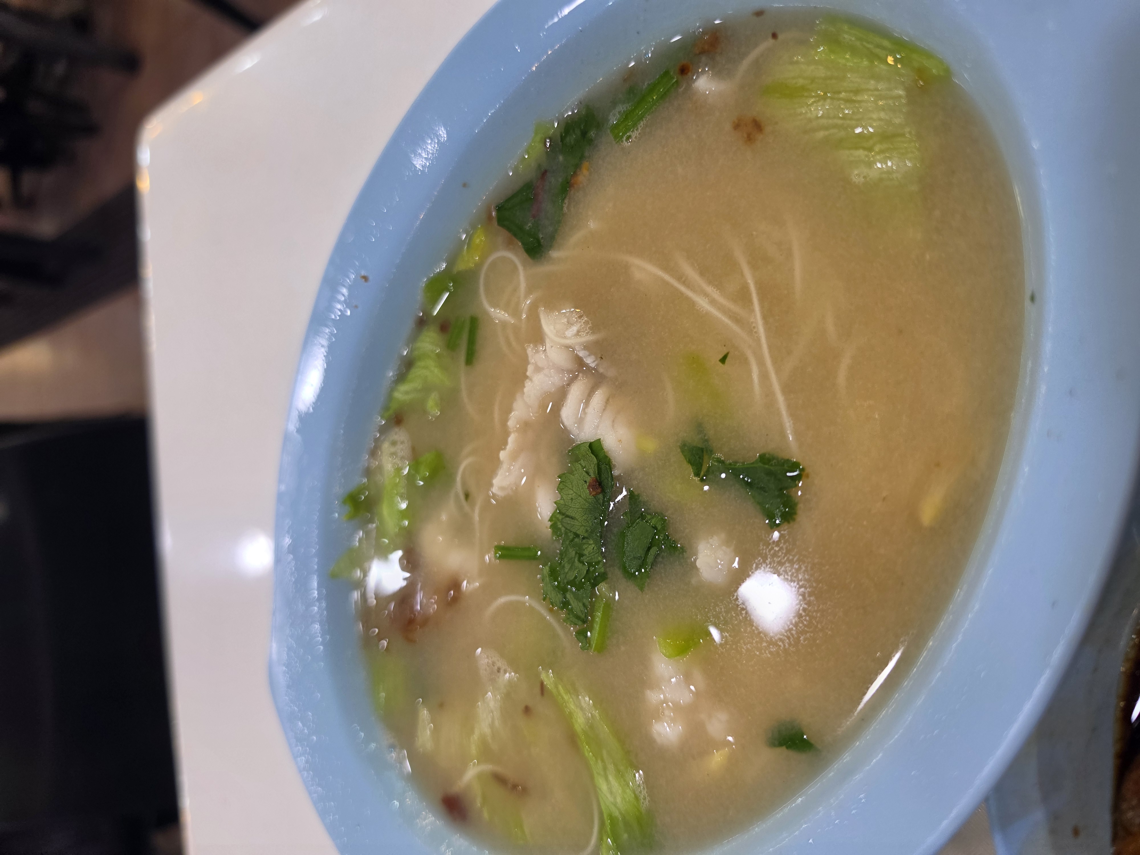 Boon Keng Road Fish Head Bee Hoon: A Delightful Michelin-Featured Fish Soup in Bedok North 2 Grouper Slice Fish with Mee Sua
