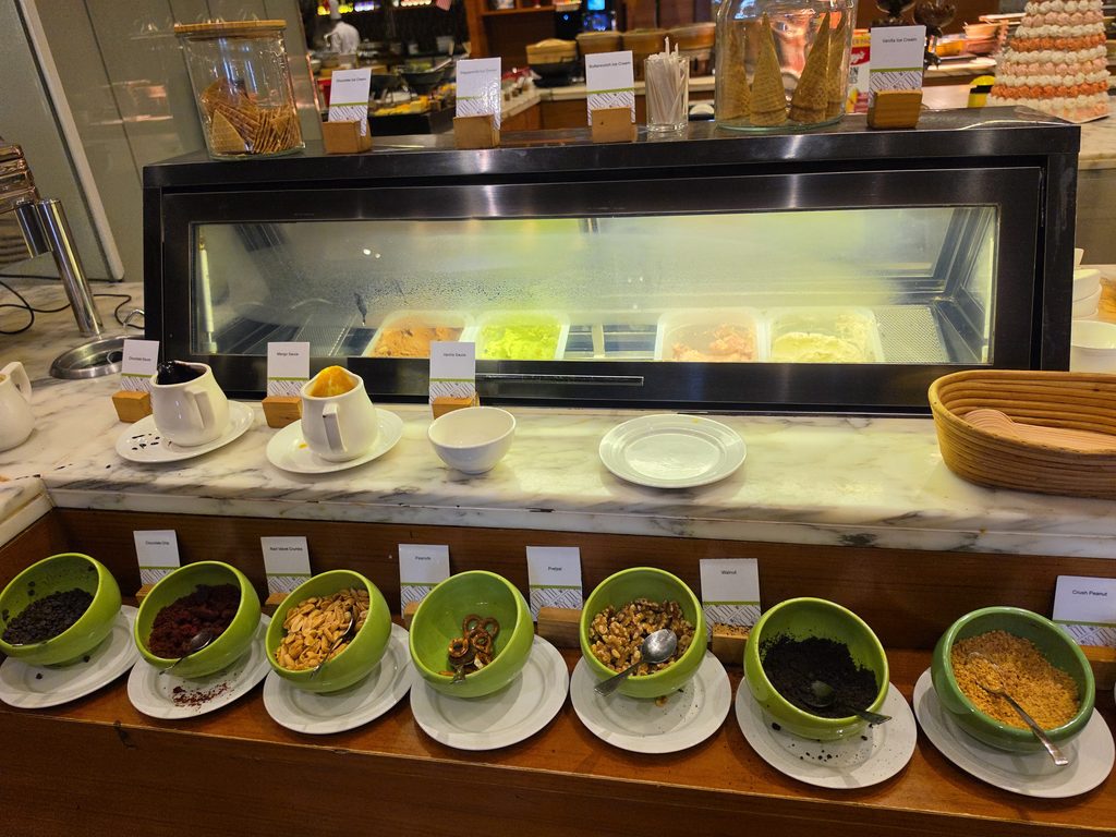 DoubleTree JB ice cream corner