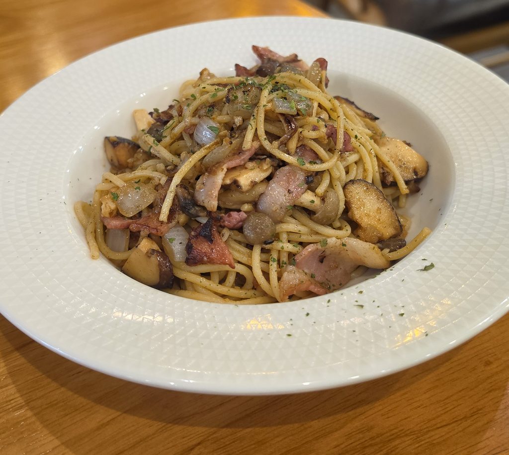 Rise & Grind Coffee Co: A Fantastic Breakfast & Brunch Spot at Oasis Terraces, Punggol 3 Bacon Mushroom Aglio Olio