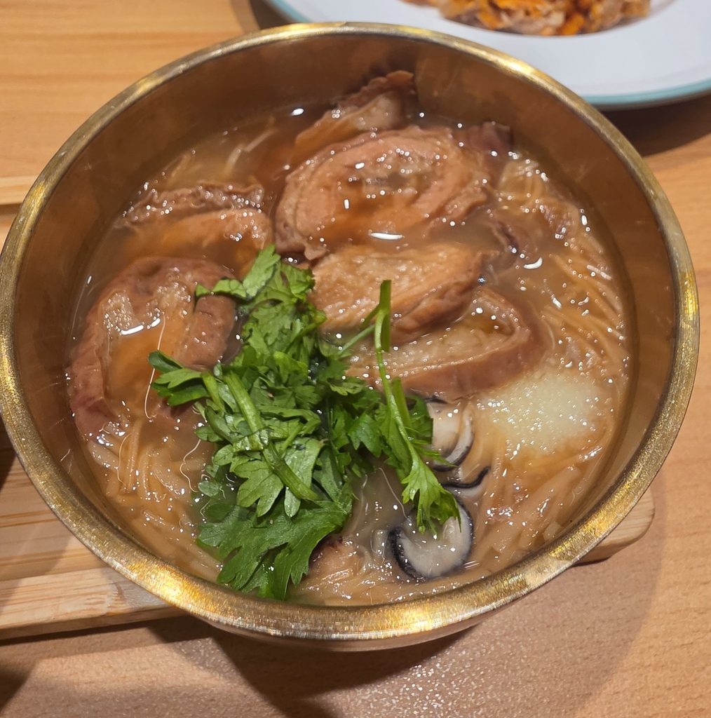Oyster and pig intestine Mee Sua